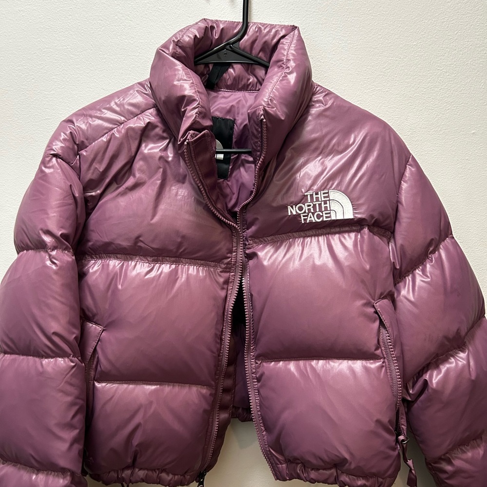 Women’s northface NUPTSE cropped